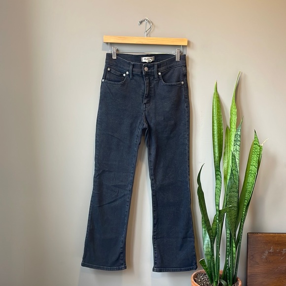 Madewell Denim - Madewell Cali Demi Boot Jean 💚 Like new!